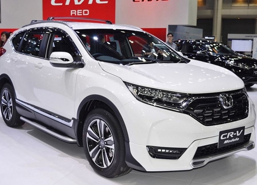 Giá Honda CR-V giảm mạnh, không còn "bia kèm lạc"