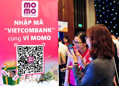 Kích thích thanh toán không dùng tiền mặt, MoMo và Vietcombank tung khuyến mãi khủng