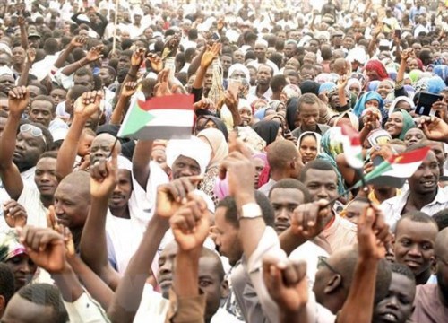 Sudan: Biểu tình rầm rộ đòi trao quyền cho chính quyền dân sự