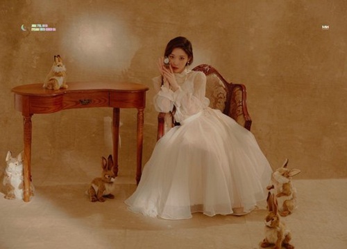 Chungha tiết lộ thời điểm và thông tin chi tiết về màn comeback tháng 6