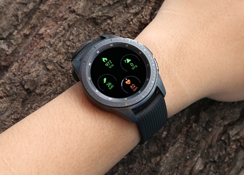 Samsung Gear Watch giảm 1 triệu, tặng quà "ngon", ngại gì không mua?