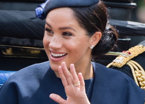 Tiết lộ "chiếc nhẫn vĩnh cửu" của Hoàng tử Harry tặng Công nương Meghan