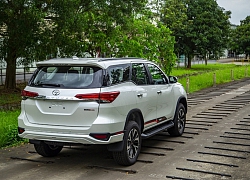 Toyota Fortuner lắp ráp trong nước chốt giá từ 1,03 tỷ đồng