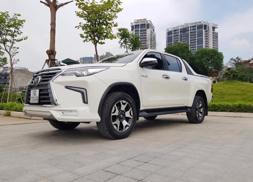 Toyota Hilux độ đầu xe giống Fortuner tại Việt Nam