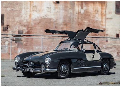 Xe cổ Mercedes 300SL Gullwing đời 1956 giá 'số đẹp' 1.234.567 USD