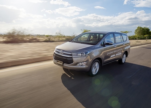 Giá lăn bánh Toyota Innova năm 2018