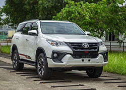 'Thánh lật' Toyota Fortuner 2019 tái lắp ráp, giá tăng nhẹ