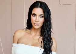 Từng gây sốc với làn da loang lổ vì bị bệnh mãn tính, Kim Kardashian tiết lộ cách khắc phục gây choáng bằng make-up?