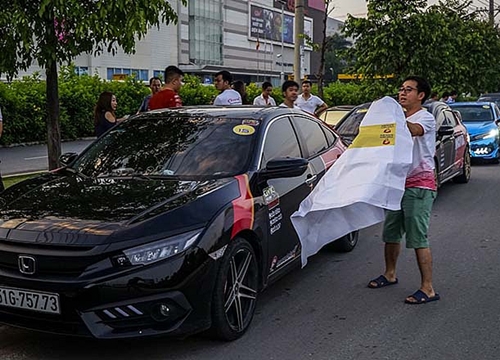 Hành trình đam mê và yêu thương cùng Civic Club SG