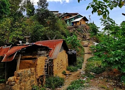 Ngôi làng thần bí và kỳ lạ câu chuyện người dân không dám đi giày dép