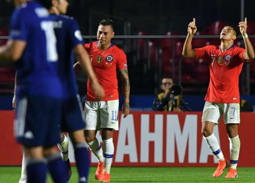 Sanchez chói sáng, Chile đè bẹp Nhật Bản trận ra quân Copa