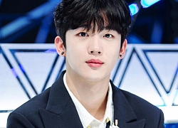 Trainee hot nhất 'Produce X 101' bị phát hiện mặc đi mặc lại quần áo của một hãng thời trang