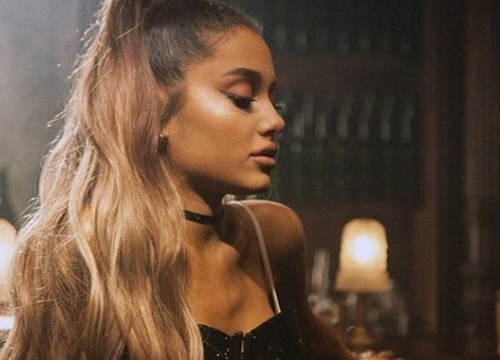 Ariana Grande than vãn với fan chuyện bị 'ốm' ngay trước giờ biểu diễn