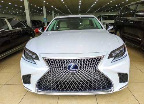 Cận mặt "hàng hiếm" Lexus LS 500h 2019 độc nhất Việt Nam