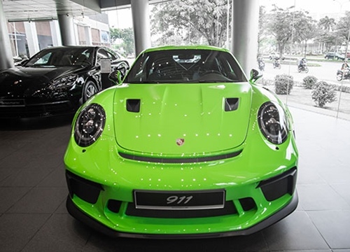 Có mặt tại Việt Nam, Porsche 911 GT3 RS 2018 bản facelift màu Lizard Green hết sức cool ngầu