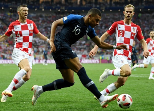 Mbappe: 'Tôi muốn giành Champions League hơn là Quả bóng vàng'