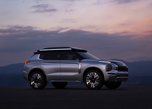 Mitsubishi trình làng SUV Concept SUV e-Yi tại triển lãm ô tô Thượng Hải