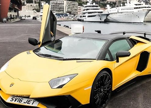 "Siêu bò" Lamborghini Aventador SVJ về tay vị đại gia thích "màu vàng"