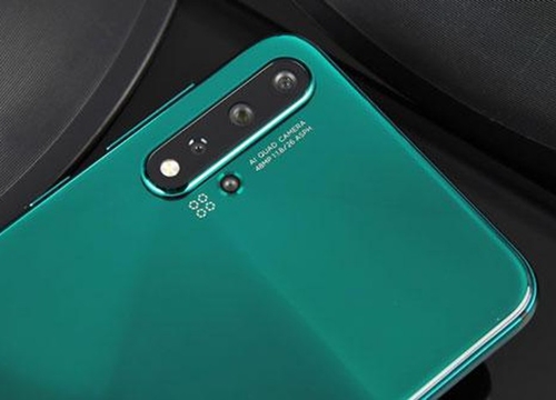 Smartphone cấu hình 'khủng', 4 camera, pin sạc siêu tốc, giá hơn 10 triệu