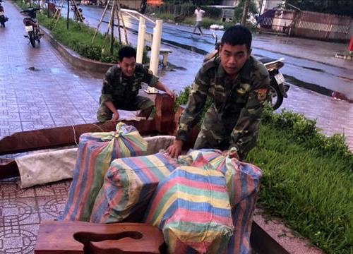 Thu giữ hàng hóa nhập lậu tại biên giới An Giang