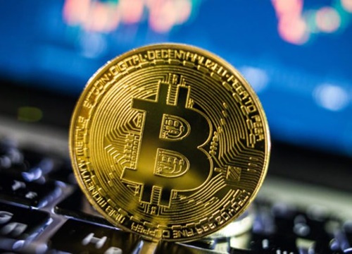 Giá Bitcoin hướng tới mức 13.000 USD