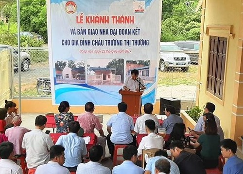 Hội Doanh nghiệp tiêu biểu Nghệ An bàn giao nhà "Đại đoàn kết" cho 5 anh em mồ côi