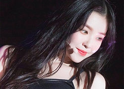 Irene (Red Velvet) đột ngột phá lên cười lớn khi đang biểu diễn, chuyện gì đã xảy ra?