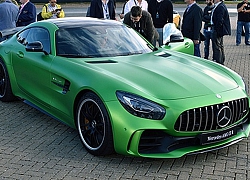 Siêu phẩm Mercedes-AMG GT R chào thế giới