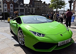 Siêu xe Lamborghini Huracan làm taxi