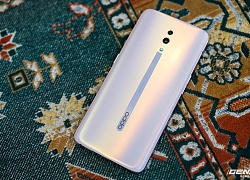 Trên tay "cá mập màu hường" Oppo Reno hướng tới người dùng nữ, giá không đổi 12,99 triệu đồng