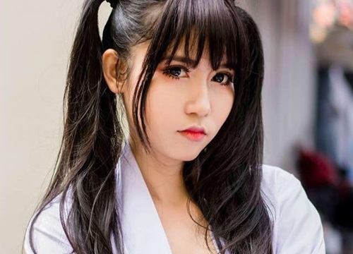 "Xịt máu mũi" trước cosplay Sasuke phiên bản xinh đẹp no Jutsu cực quyến rũ