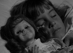 Bên cạnh Annabelle, còn có những búp bê ma quái 'khét tiếng' nào của điện ảnh Hollywood?