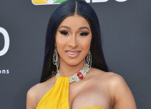 Cardi B - rapper ẵm giải Grammy trộm cắp, mồi chài đàn ông lên giường