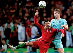 De Ligt: &#8216;Ronaldo là người hùng của tôi&#8217;