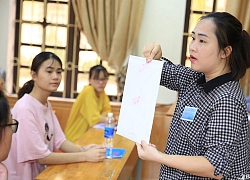 Hơn 23.000 thí sinh Nghệ An bước vào môn thi cuối cùng trong thời tiết nắng nóng