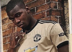 Mặc tin đồn bủa vây, Pogba tươi tắn diện mẫu áo sân khách mới toanh