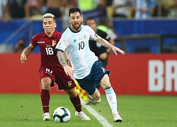 Messi hóa &#8220;người thường&#8221;: Fan Argentina bỗng dưng&#8230; vui mừng