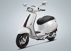 Vespa Sprint Carbon giá 78,5 triệu đồng