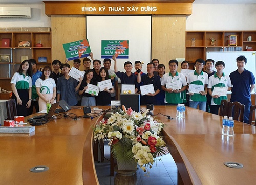 Sinh viên hào hứng tham gia cuộc thi HCMC Mapathon 2019