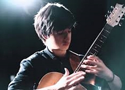 Clip: Đỉnh cao của Guitar cổ điển kết hợp với Fingerstyle