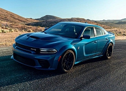 Dodge Charger SRT Hellcat Widebody có sức mạnh hơn 700 mã lực