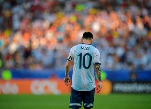 Messi thất bại ở Copa America: Ronaldo rộng đường tới Bóng vàng thứ 6