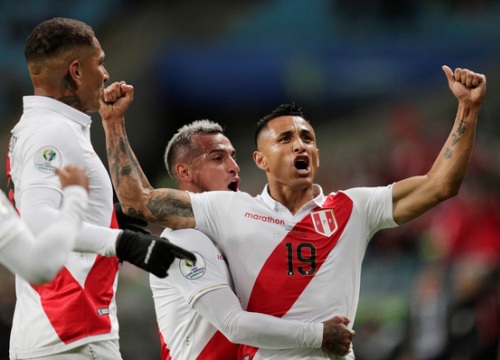 Peru hạ Chile gây sốc Copa America: Báo thế giới lo Brazil ôm hận chung kết