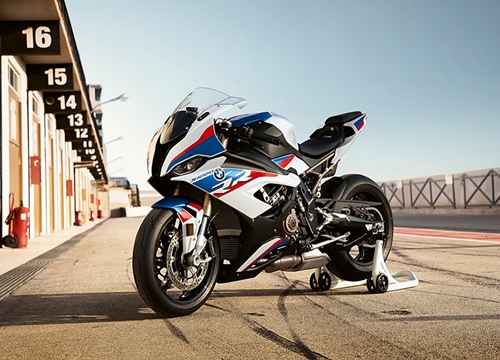 Siêu mô tô BMW S1000RR 2019 'lột xác' với thiết kế mới