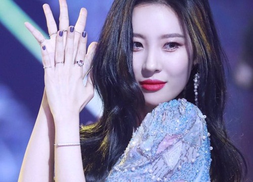 'Nữ hoàng concept' Sunmi xác nhận trở lại đường đua Kpop cuối tháng 8