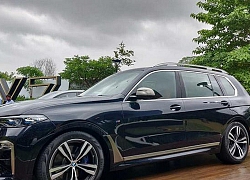 Xe sang BMW X7 ngoài đời thực rất hoành tráng