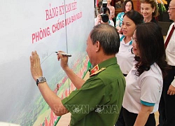 Mít tinh hưởng ứng Ngày toàn dân phòng, chống mua bán người năm 2019