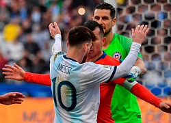 Argentina đánh bại Chile trong ngày Messi bị thẻ đỏ trực tiếp