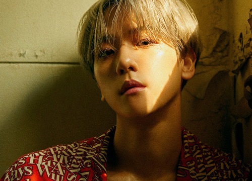 Có ai như Baekhyun (EXO): Còn 5 ngày mới debut solo mà đã "spoil"... phân nửa ca khúc mới!