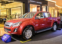 Giá Isuzu D-Max giảm 150 triệu đồng, đối đầu Ford Ranger